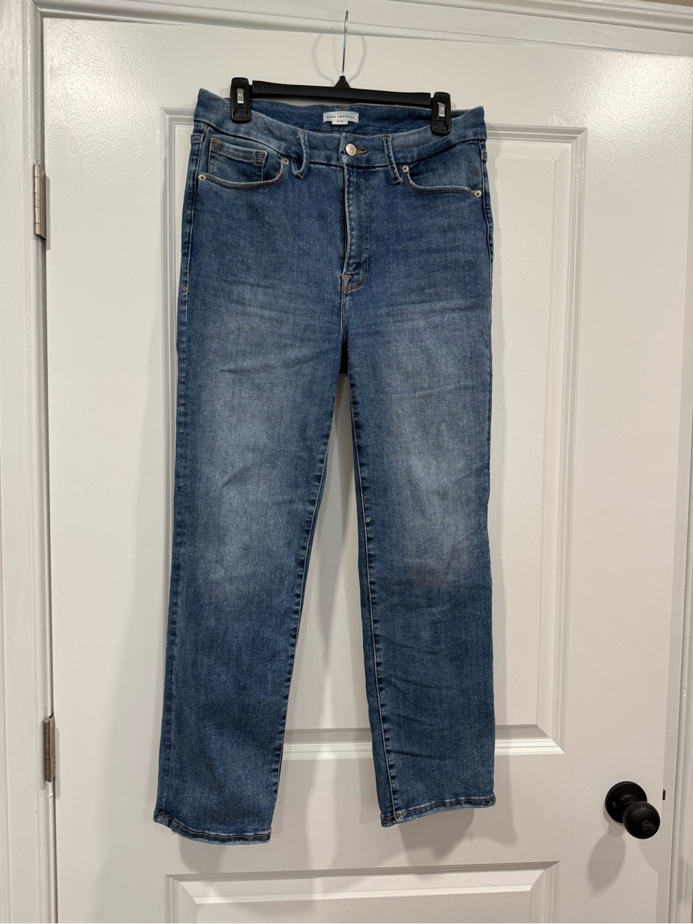 Good American Medium Wash Straight Jeans for Women